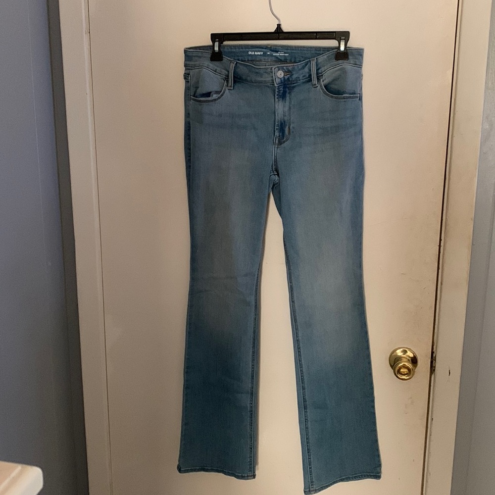 Old navy women mid rise boot-cut blue jeans
